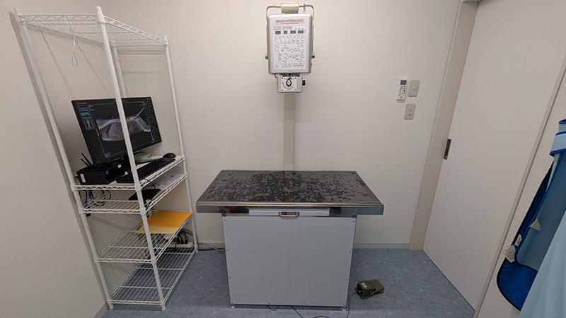 神奈川県平塚市にある平塚さくらペットクリニックのレントゲン室の写真